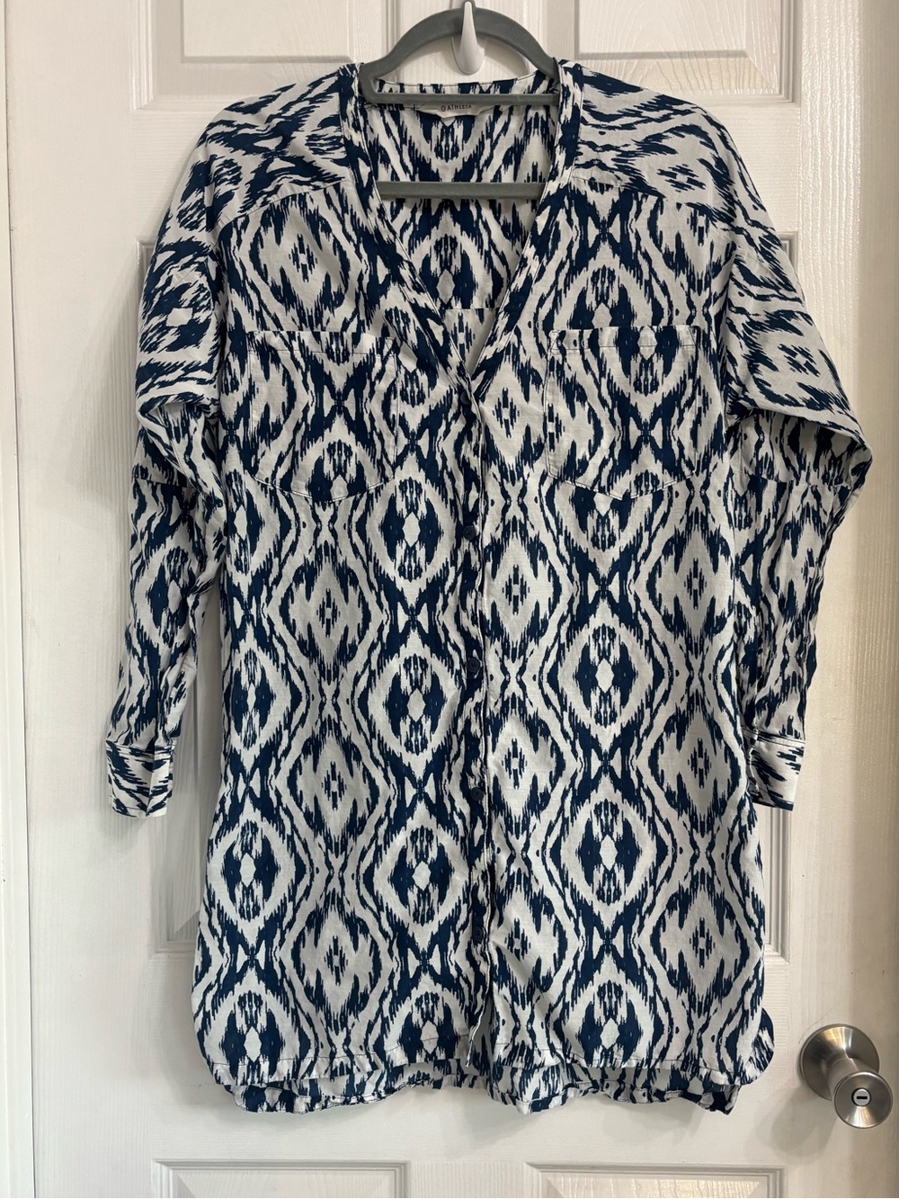 Athleta Navy and White Ikat V-Neck Tunic Top Swim Cover Medium  Cotton And Silk